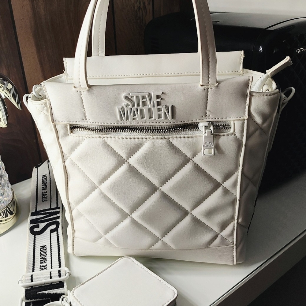 Steve Madden White Quilted Women's Bag